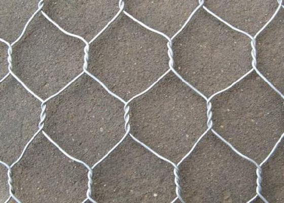 BWG16 Galvanized Hexagonal Wire Mesh , W1m Rabbit Wire Netting
